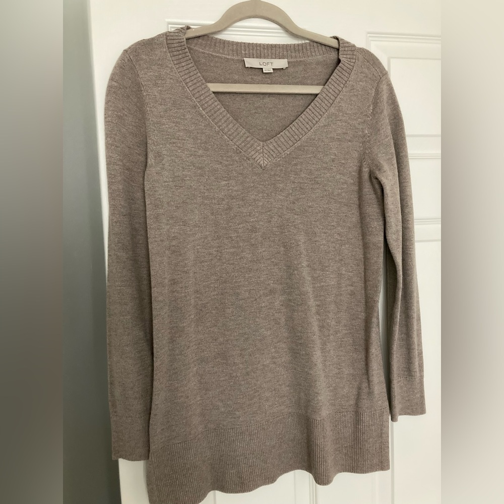 LOFT Light Brown V-neck Sweater XS